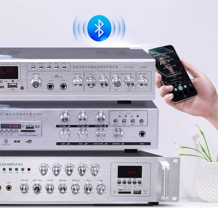 What's difference between Constant Voltage and Constant Impedance Amplifier Systems